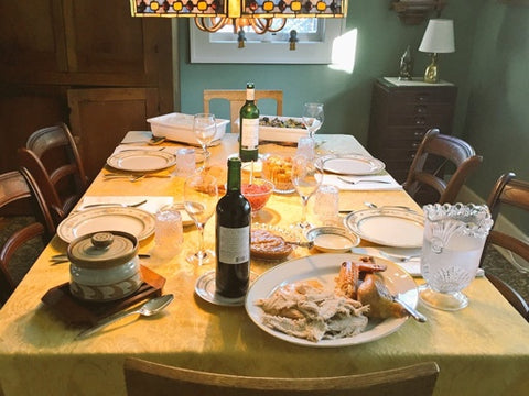 Thanksgiving dinner table setting